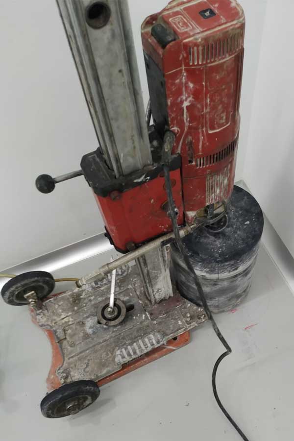 Perfuratriz de concreto para locação - equipamento profissional revisado