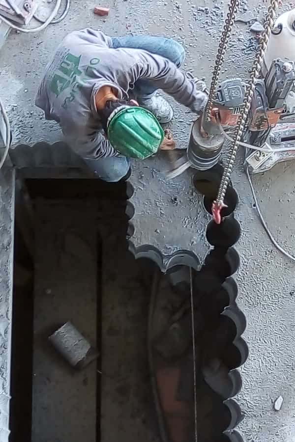Equipe especializada em perfurações de concreto