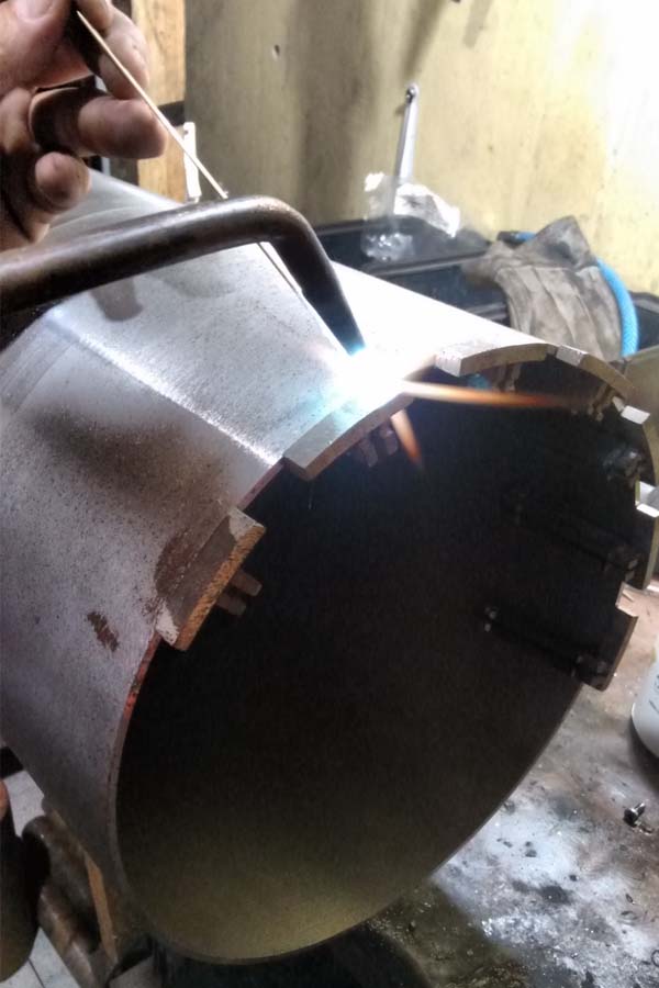 Repastilhamento profissional de brocas diamantadas para perfuratriz